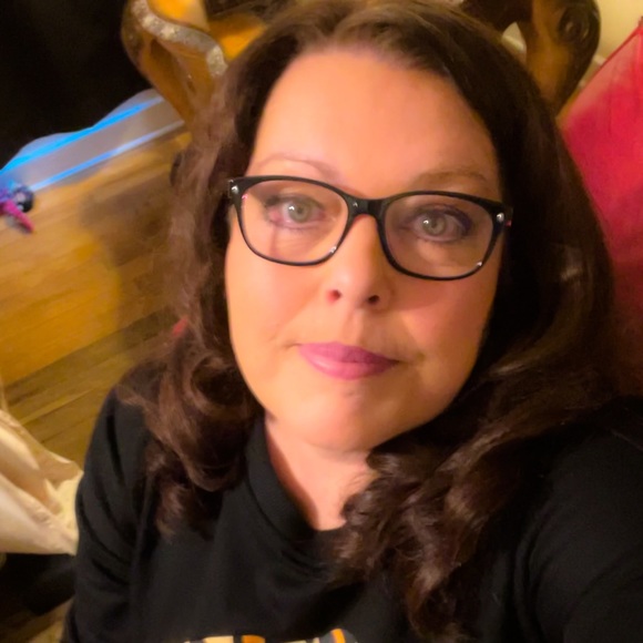 Meet the Posher Other - Meet your Posher, Karina